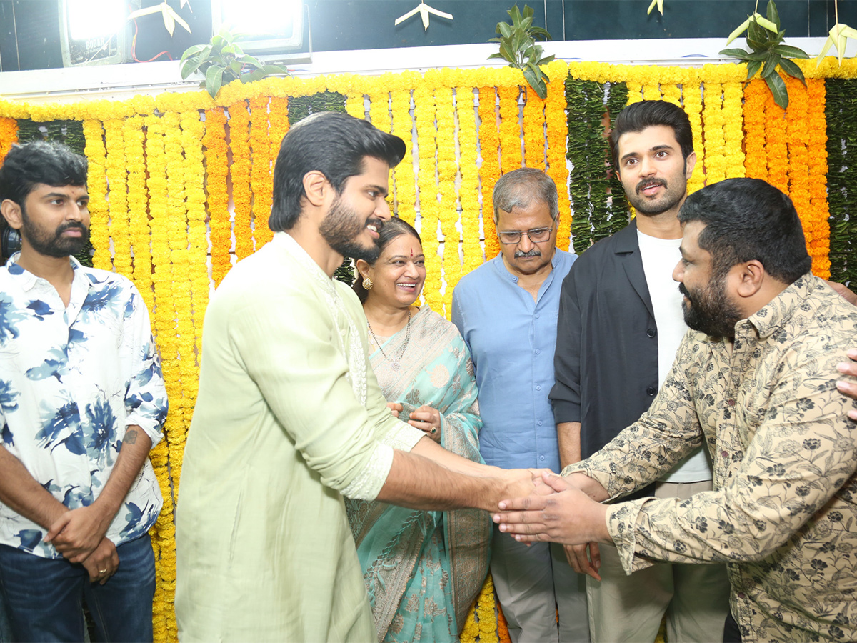 Anand_20Devarkonda_20Duet_20Movie_20Opening-15.jpg 15