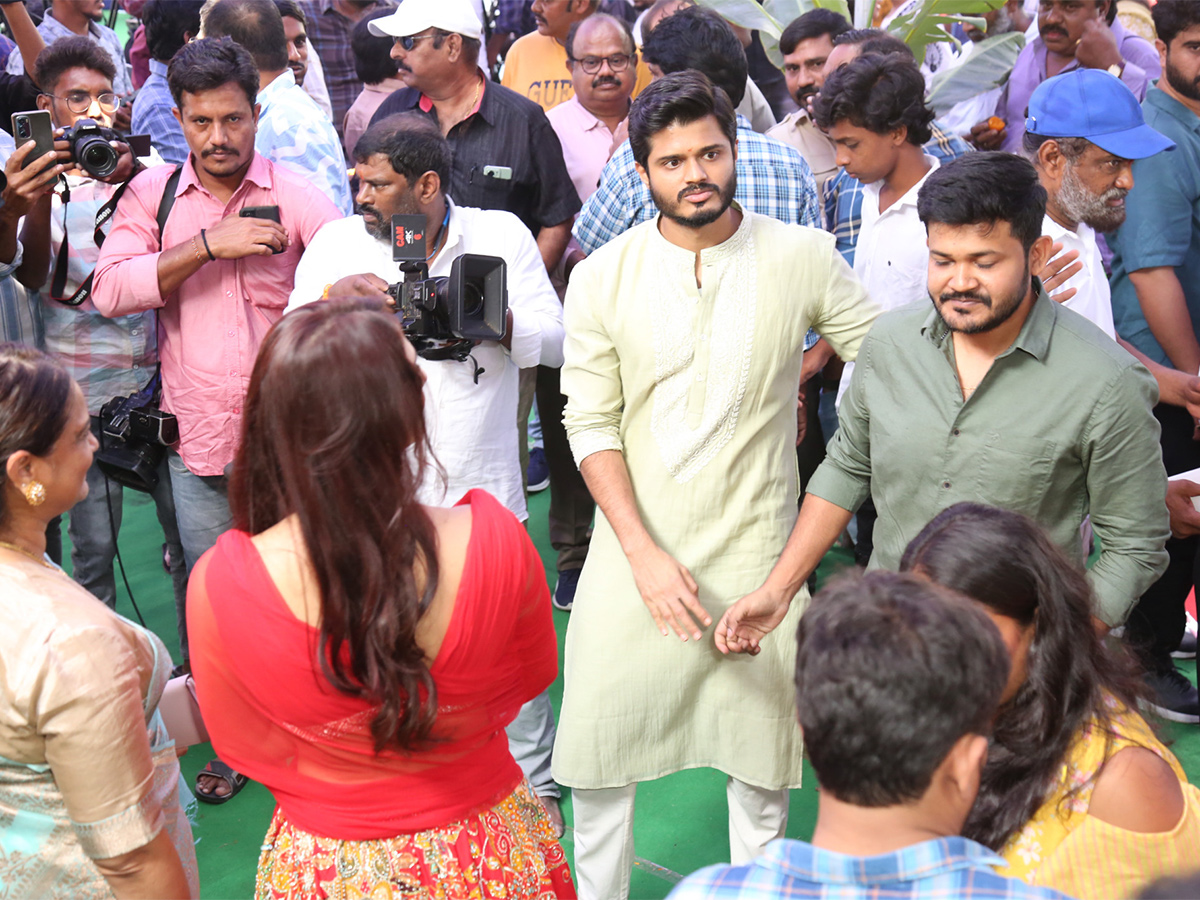 Anand_20Devarkonda_20Duet_20Movie_20Opening-9.jpg 9