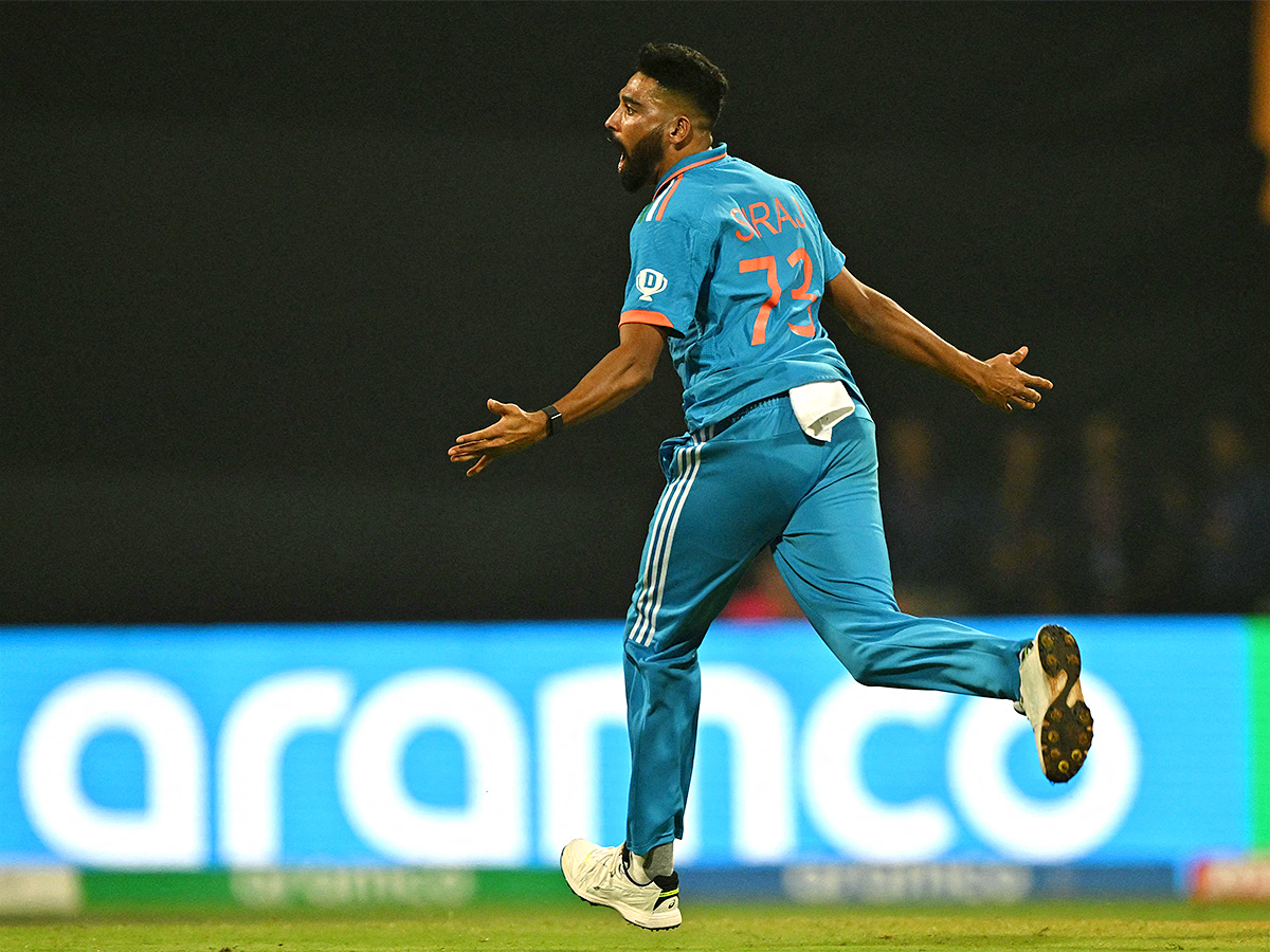 Cricket_20World_20Cup_202023_20match_20between_20India_20and_20Sri_20Lanka-12.jpg 12