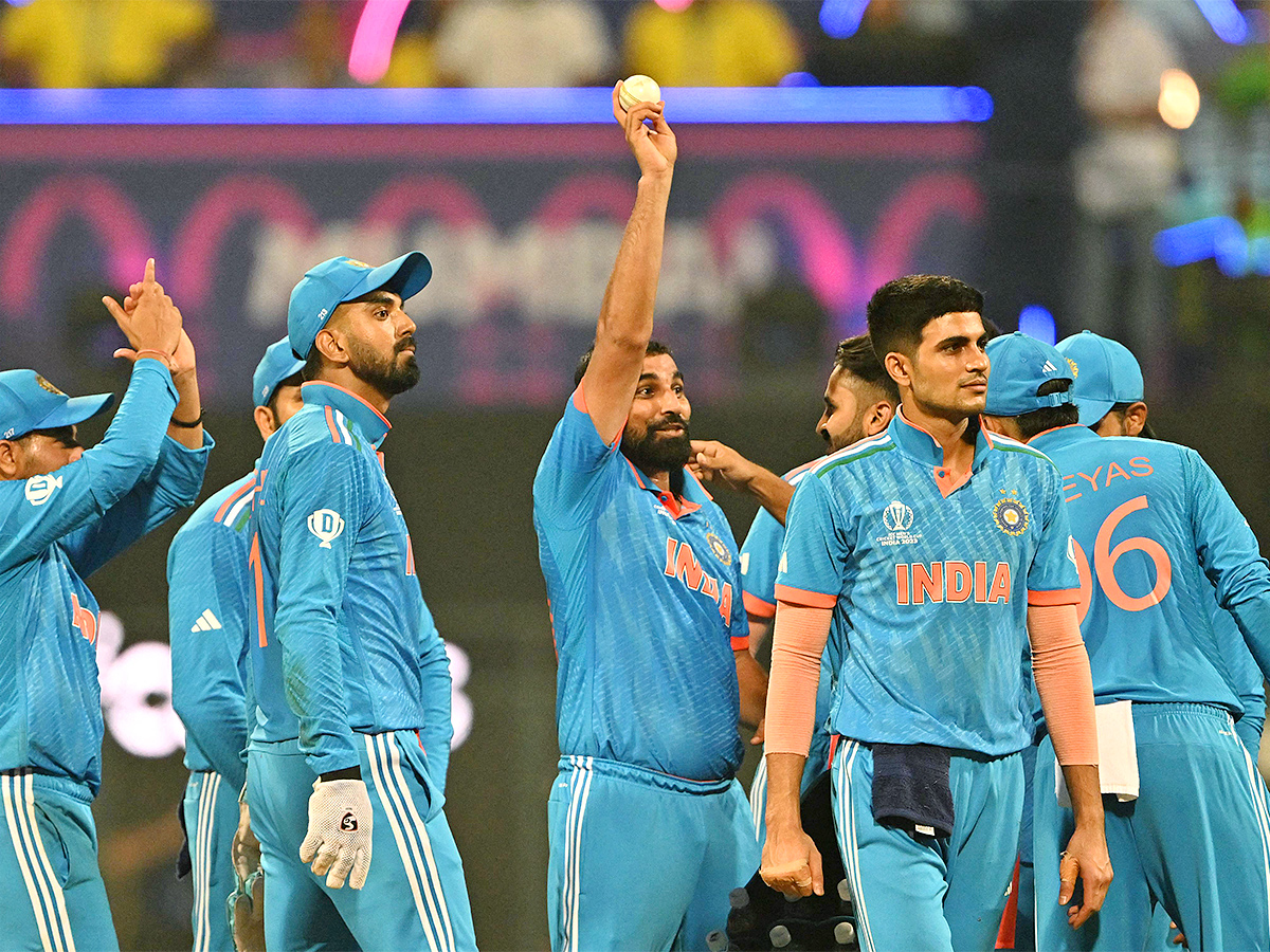 Cricket_20World_20Cup_202023_20match_20between_20India_20and_20Sri_20Lanka-24.jpg 23