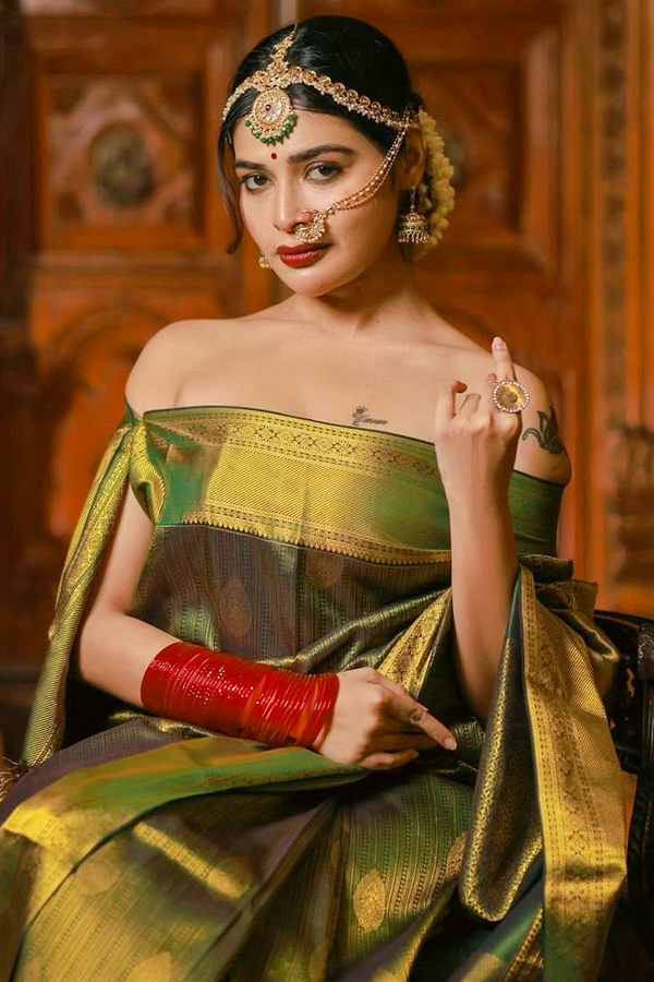 Dharsha_20Gupta_20Latest_20Stunning_20Photos_1.jpg 2