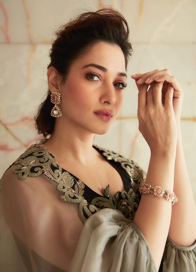 Tamannaah-Bhatia-8.jpg 9