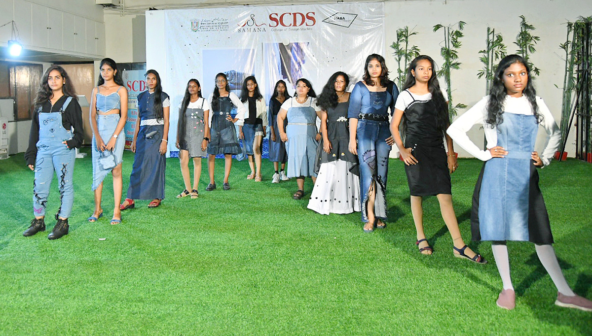 Ramp_20Walk_20in_20college_20students-7.jpg 7