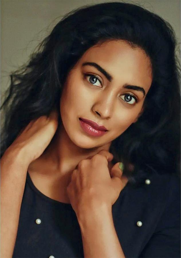 kamakshi_20bhaskarla_20latest_20photos-18.jpg 18
