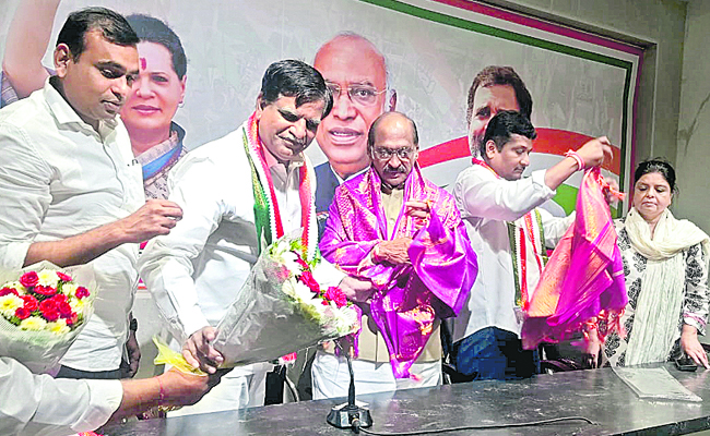 CONGRESS_20LO_20CHERIKA.jpg