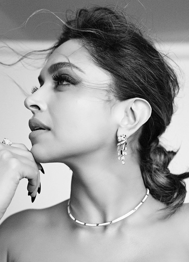 Deepika-Padukone.jpg 5
