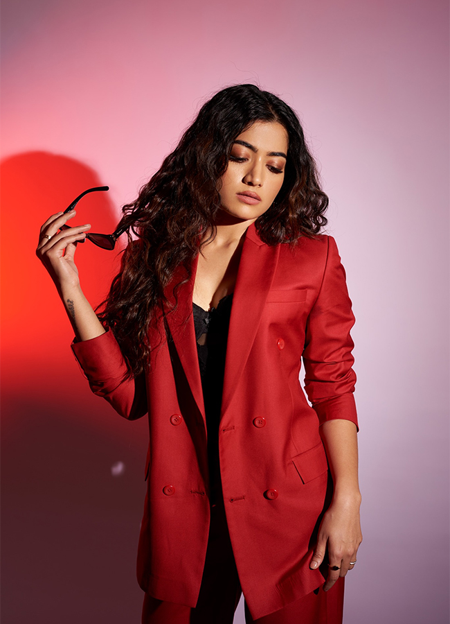 Rashmika_20Mandanna_20Fake_20Video_20Controversy-9.jpg 9