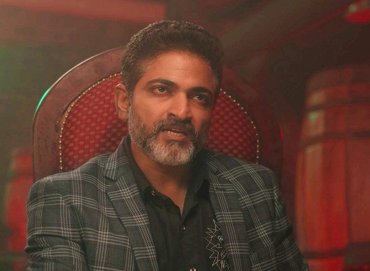Ravi_20Teja_20EAGLE_20Movie_20Teaser_20Pics-10.jpg 10