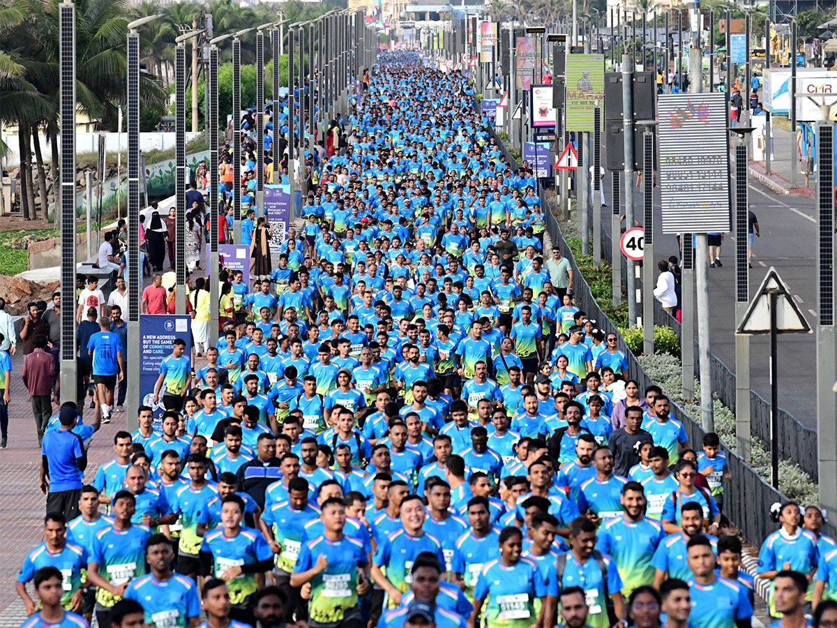Vizag_20Navy_20Marathon_202023_20Photos-2.jpg 2