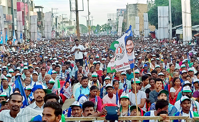 YSRCP-Samajika-Sadhikara-Bus-Yatra.jpg