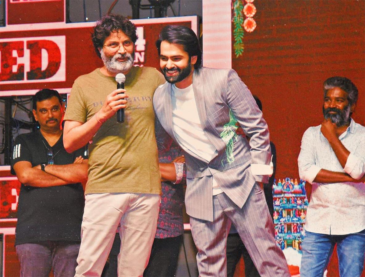 Trivikram_20Srinivas_20Rare_20photos-17.jpg 17