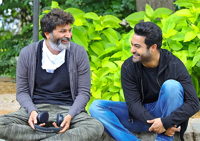 Trivikram_20Srinivas_20Rare_20photos-22.jpg 22