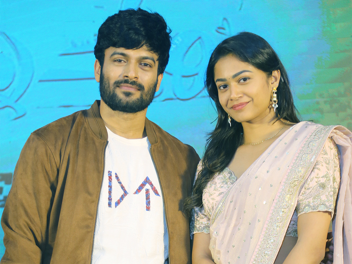Ala_20Ninnu_20Cheri_20Pre_20Release_20Event_20LIVE-4.jpg 4