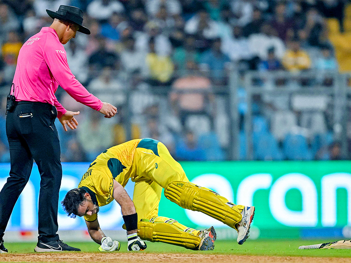 Glenn_20Maxwell_20Celebrates_20his_20double_20century_20Cricket_20World_20Cup_202023-21.jpg 19