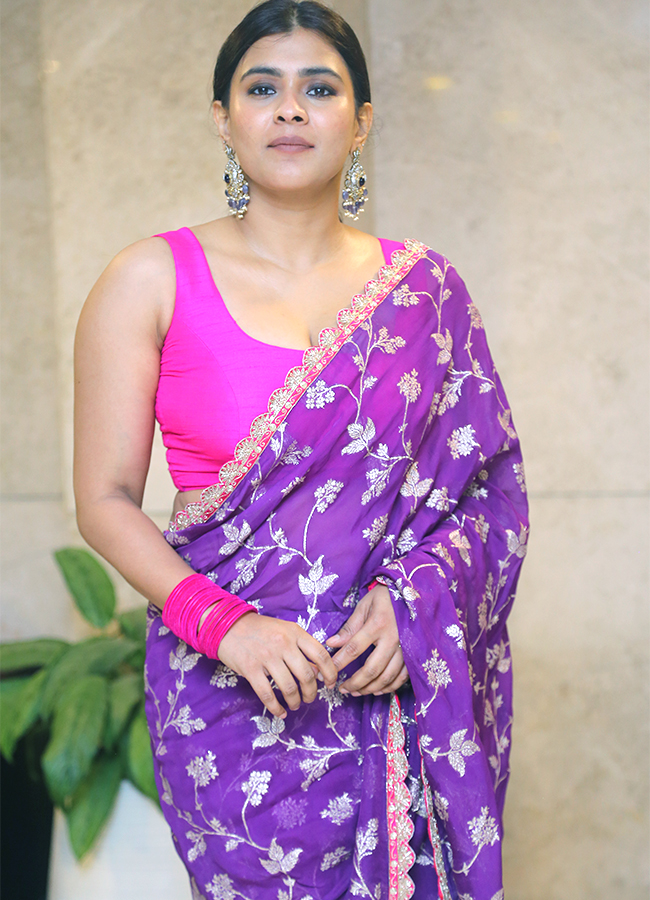 Hebah_20Patel_20New_20Photoshoot-10.jpg 10
