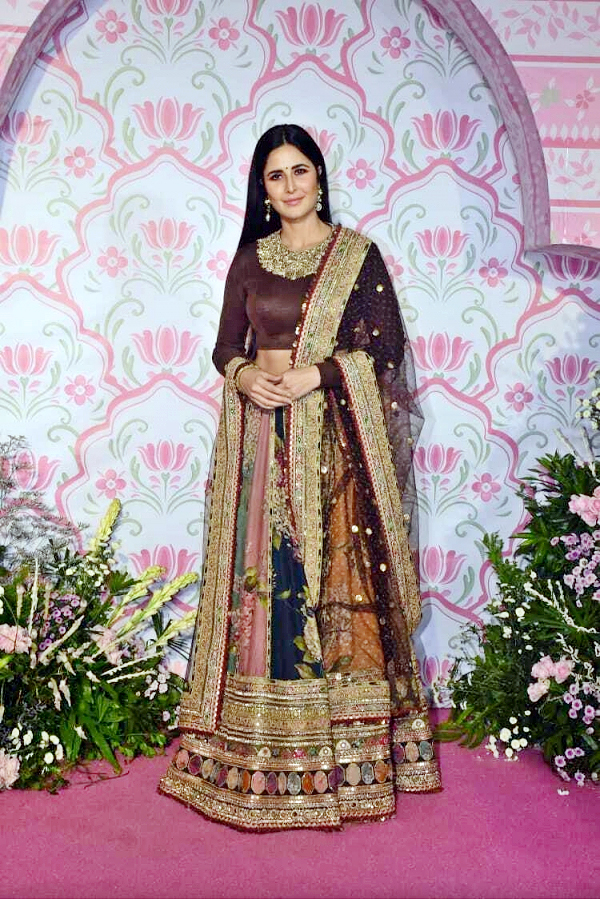 Ramesh-Taurani-Diwali-Bash-03.jpg 4