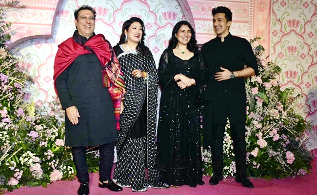 Ramesh-Taurani-Diwali-Bash-13.jpg 9