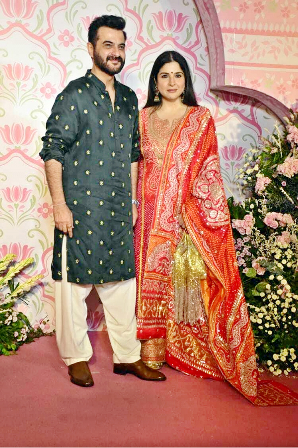 Ramesh-Taurani-Diwali-Bash-20.jpg 22