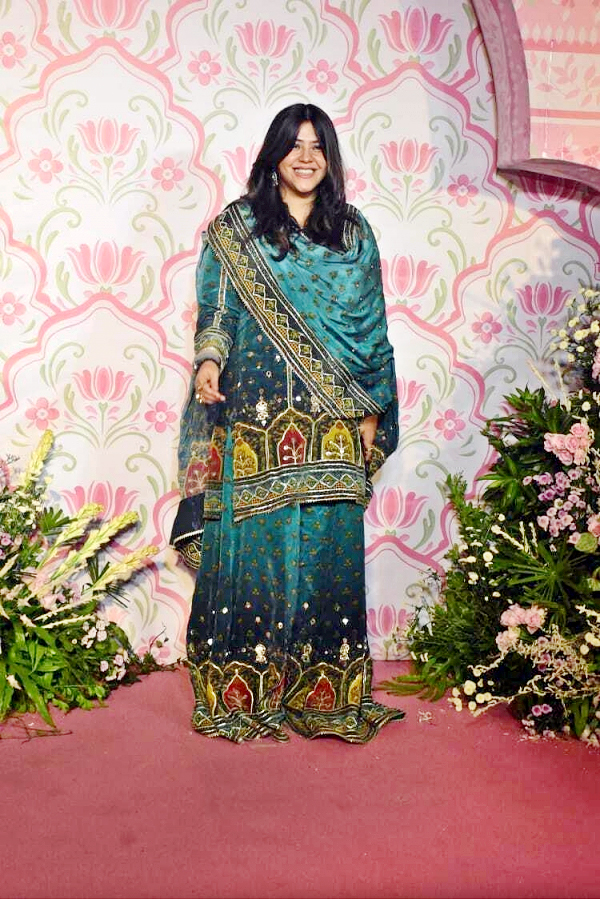 Ramesh-Taurani-Diwali-Bash-22.jpg 24