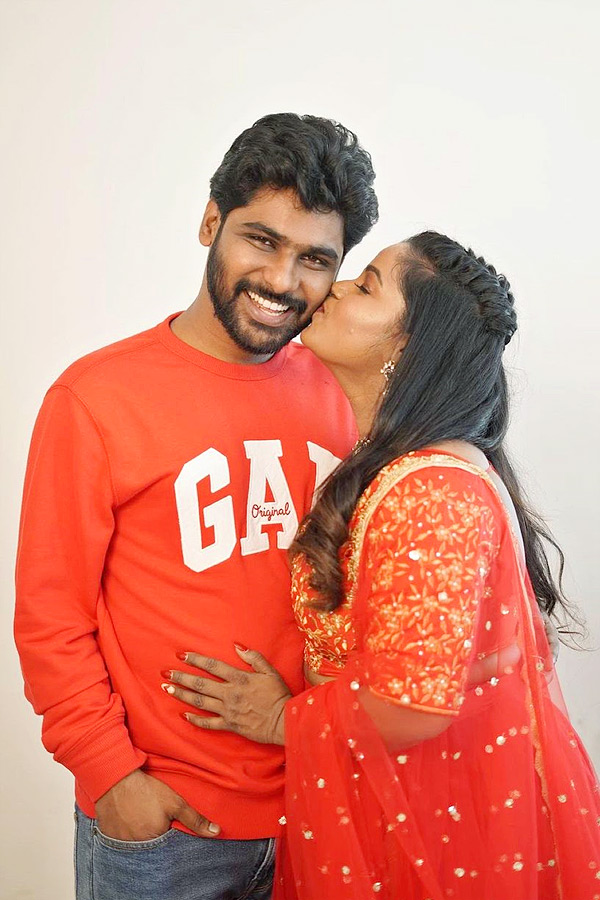 Jabardasth_20Actress_20pavithraa_20Getting_20Married_20Photos_1.jpg 2
