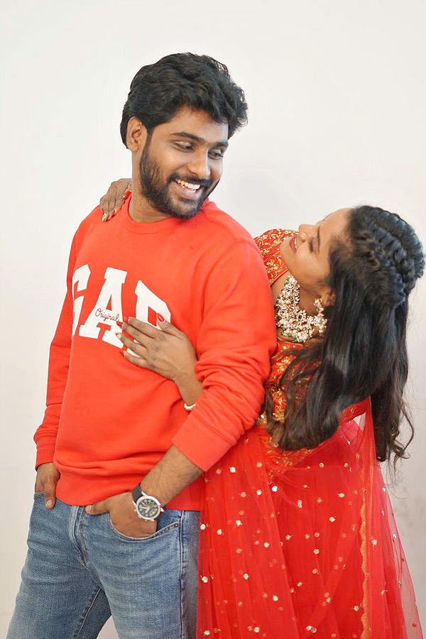Jabardasth_20Actress_20pavithraa_20Getting_20Married_20Photos_3.jpg 4