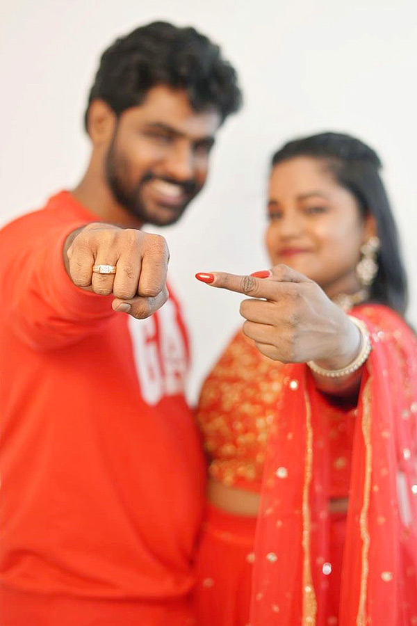 Jabardasth_20Actress_20pavithraa_20Getting_20Married_20Photos_4.jpg 5