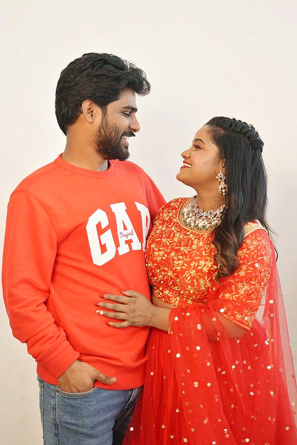 Jabardasth_20Actress_20pavithraa_20Getting_20Married_20Photos_5.jpg 6