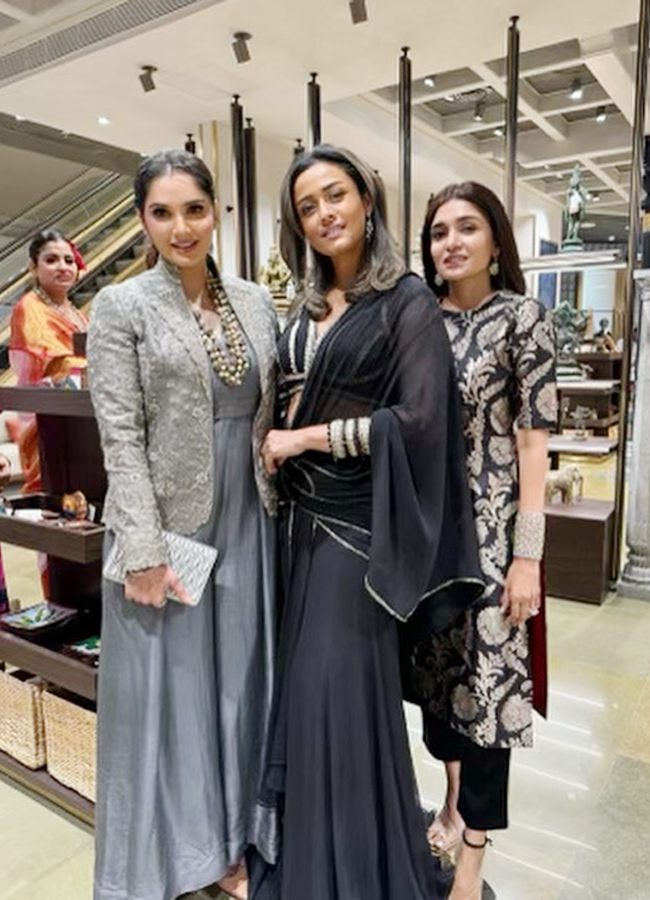 Namrata-Shirodkar-02.jpg 3
