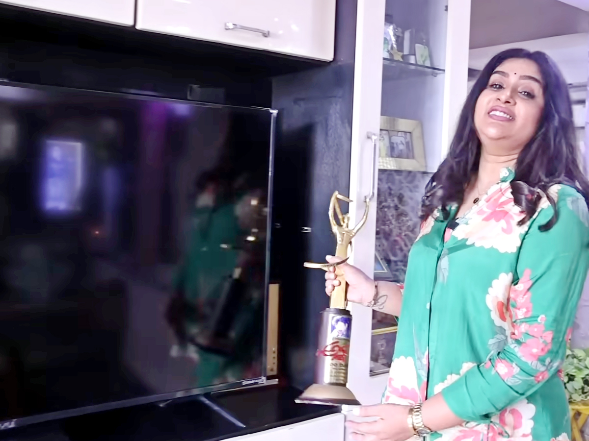 Priya-Home-Tour-05.jpg 5