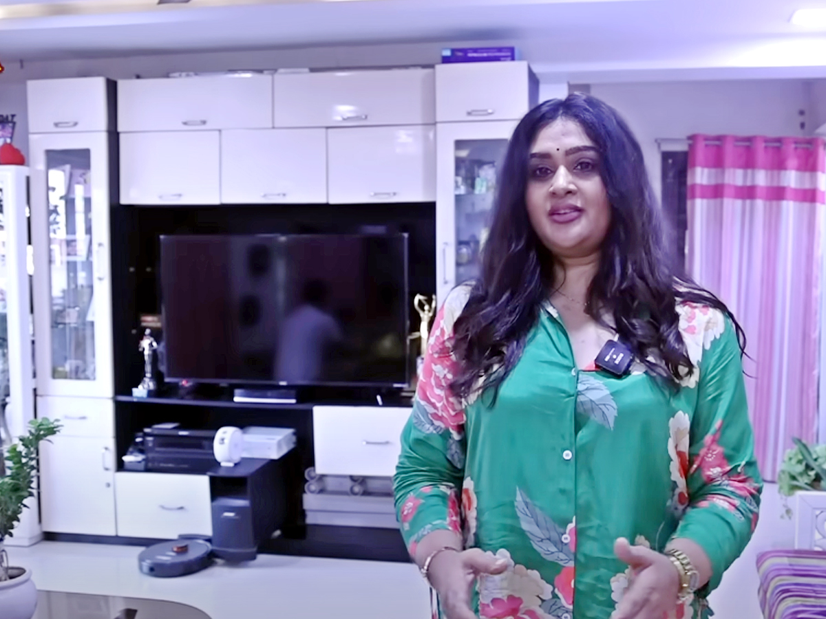 Priya-Home-Tour-21.jpg 21