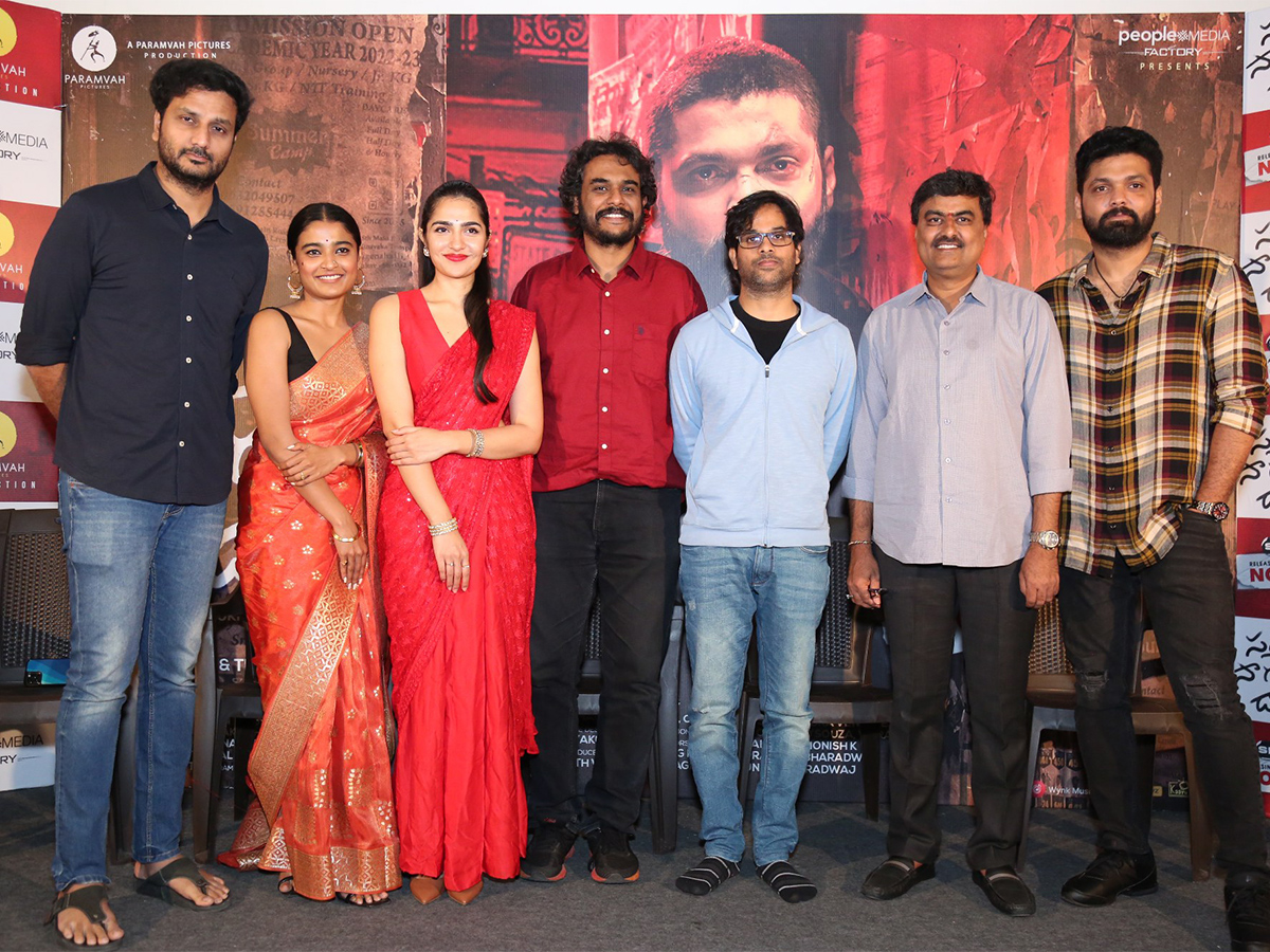 Saptaswaralu_20Daati_20Movie_20Press_20meet-8.jpg 8