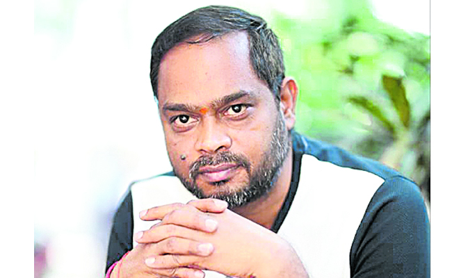 director_20omkar_20_281_29.jpg