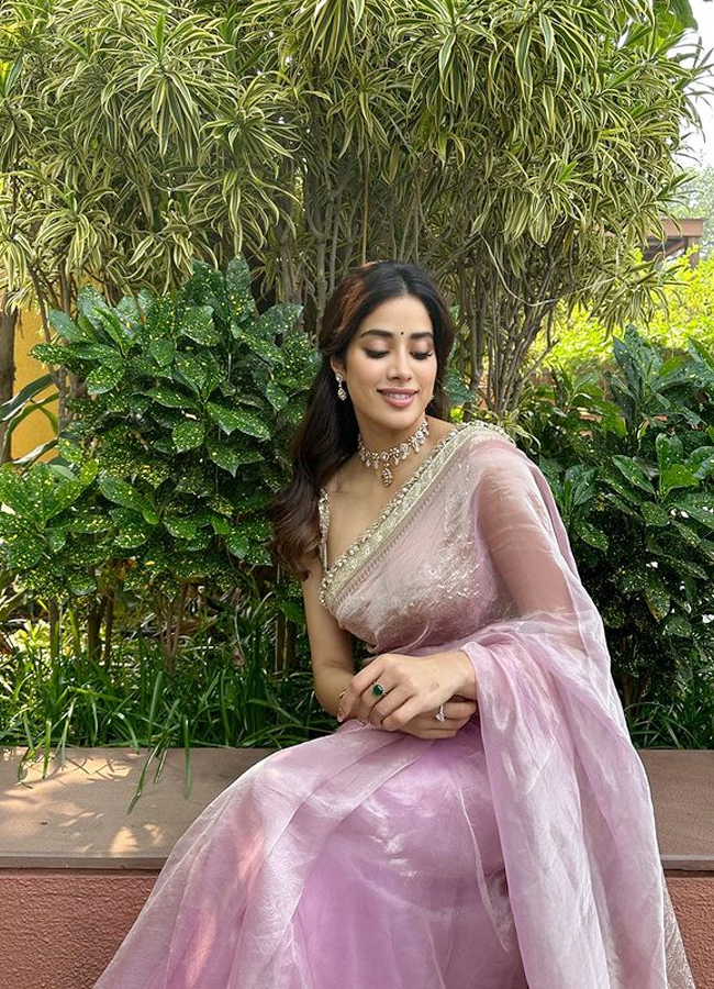 Janhvi-Kapoor-images.jpg 10