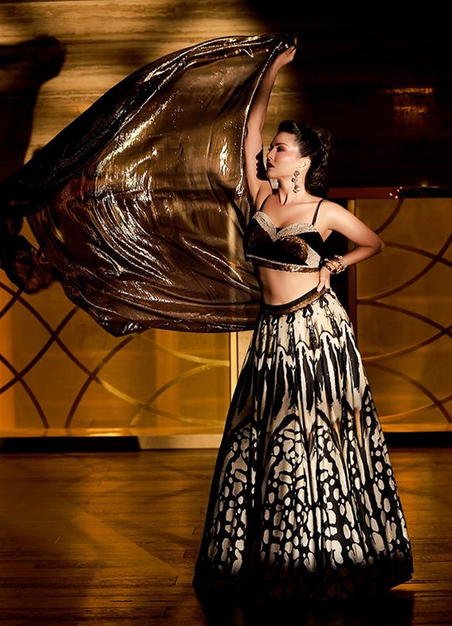 Sunny-Leone-latest-pics.jpg 6