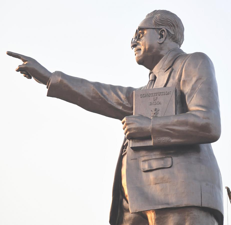 ambedkar_20statue_20in_20vijayawada_20pics-7.jpg 7