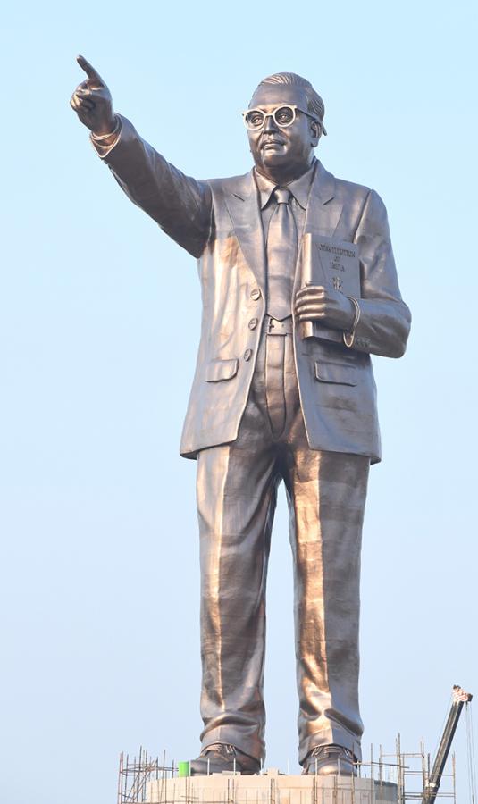 ambedkar_20statue_20in_20vijayawada_20pics-9.jpg 9
