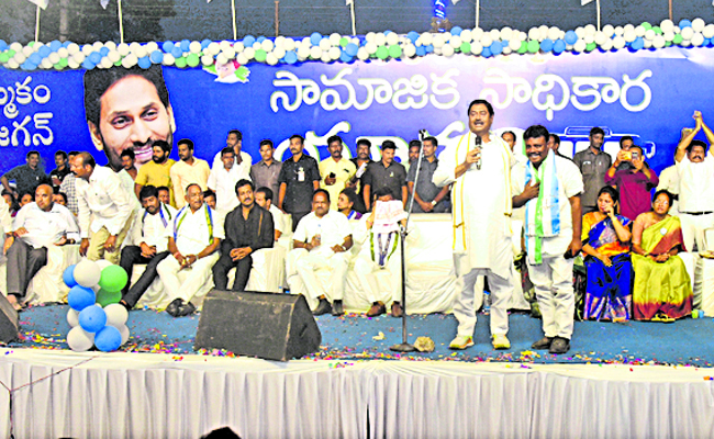 pravathipurama_20bus_20yatra.jpg