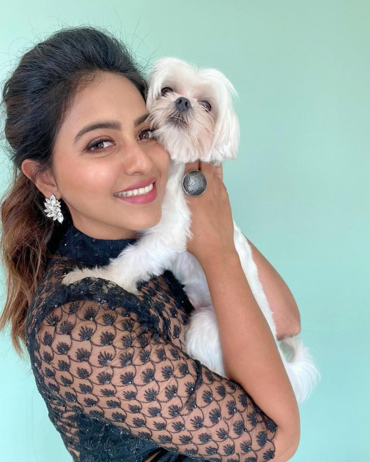 Anjali-13.jpg 13
