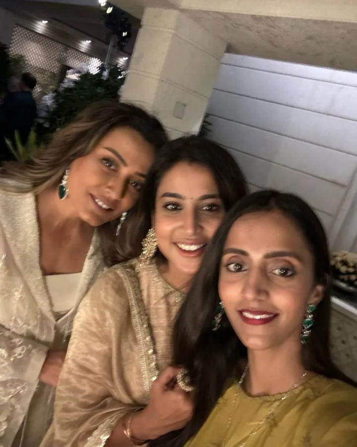 Diwali-Celebrations-07.jpg 11