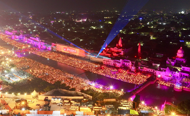 ayodhya-deepostavam-modi.jpg