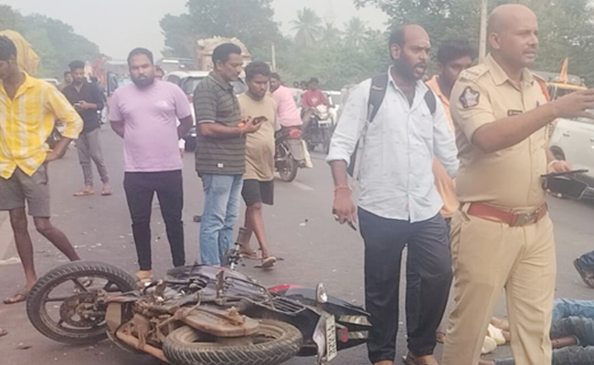 Kakinada_Road_Accident.jpg