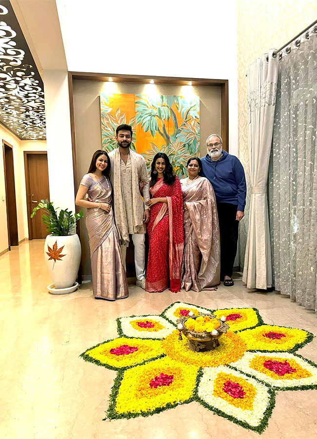 Movie_20Stars_20Participated_20In_20Diwali_20Celebrations-7.jpg 7