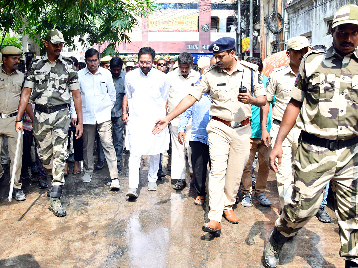 Nampally_20Fire_20Accident_20PHotos_14.jpg 15