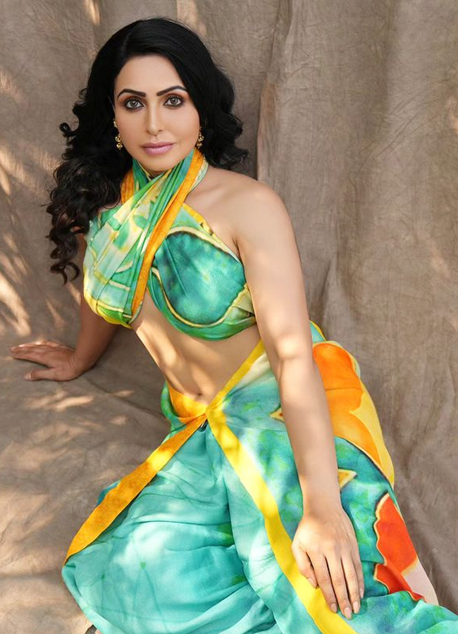 Nandini-Rai-Hot-pics.jpg 8