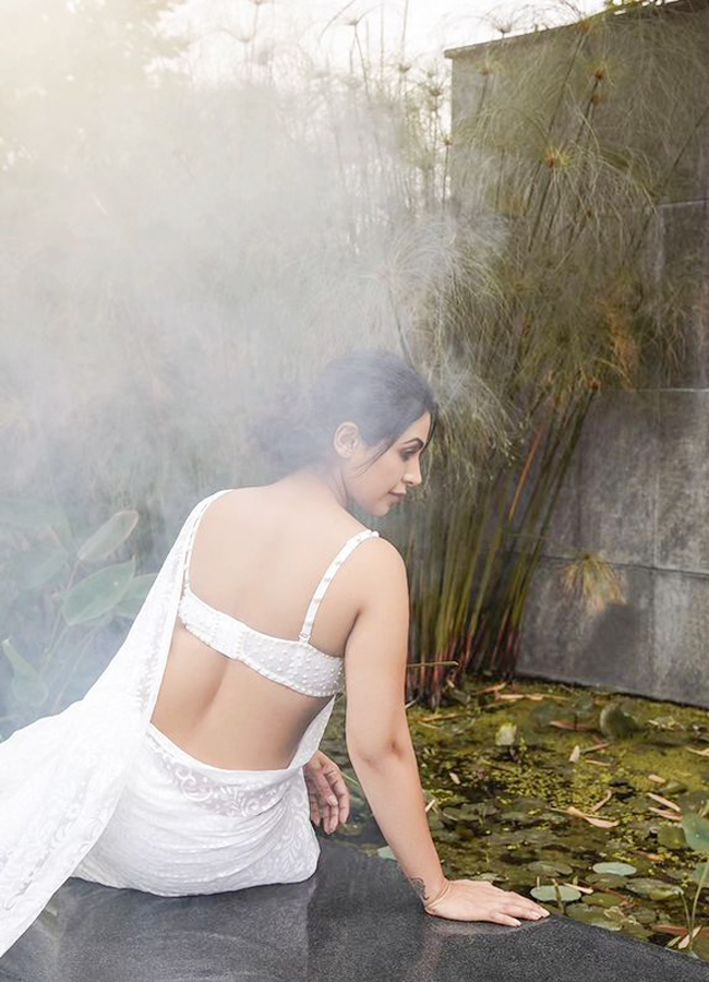 Nandini-Rai-pics.jpg 5