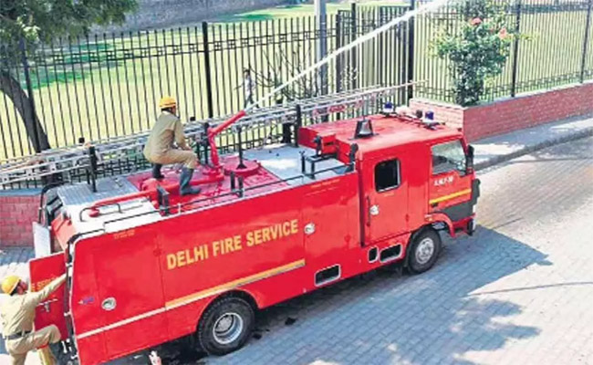 delhi-fire.jpg