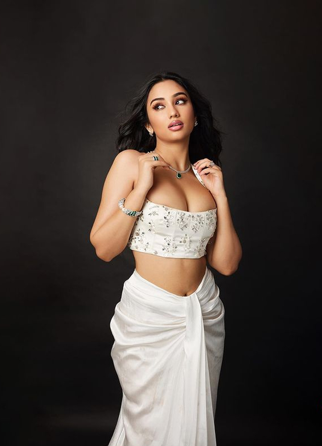 Akankasha-Sharma-In-White-Dress.jpg 9