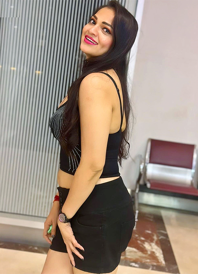 Aswini_20Sree_20in_20Bigg_20Boss_207_20Photos-19.jpg 19