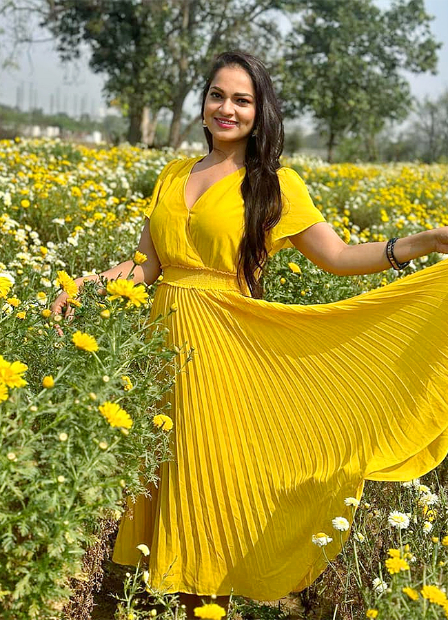 Aswini_20Sree_20in_20Bigg_20Boss_207_20Photos-20.jpg 20