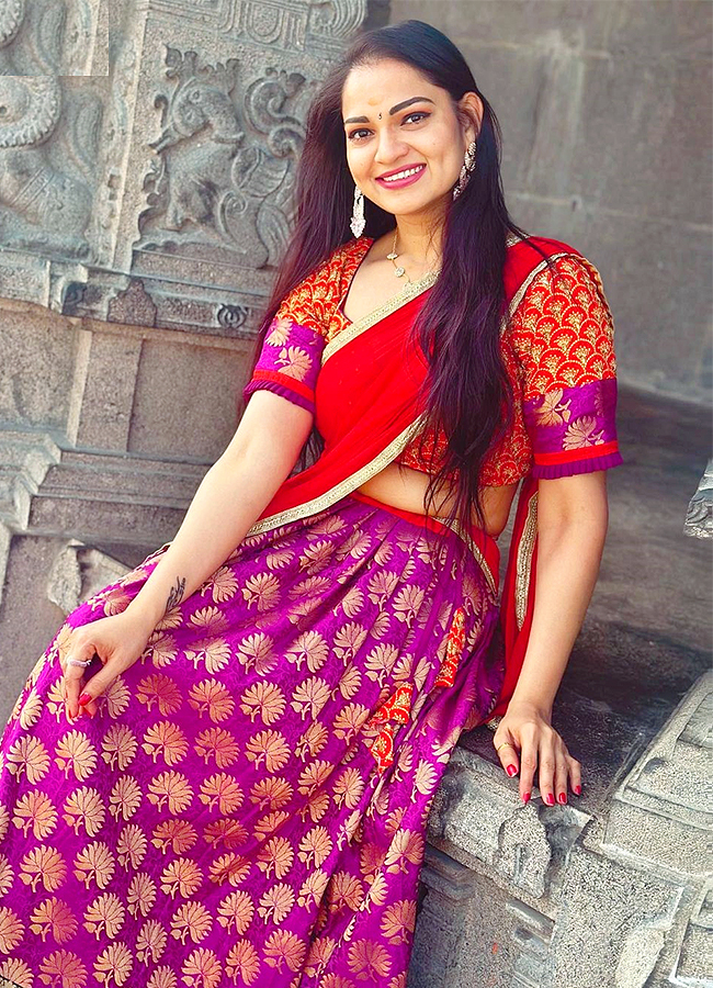 Aswini_20Sree_20in_20Bigg_20Boss_207_20Photos-23.jpg 23